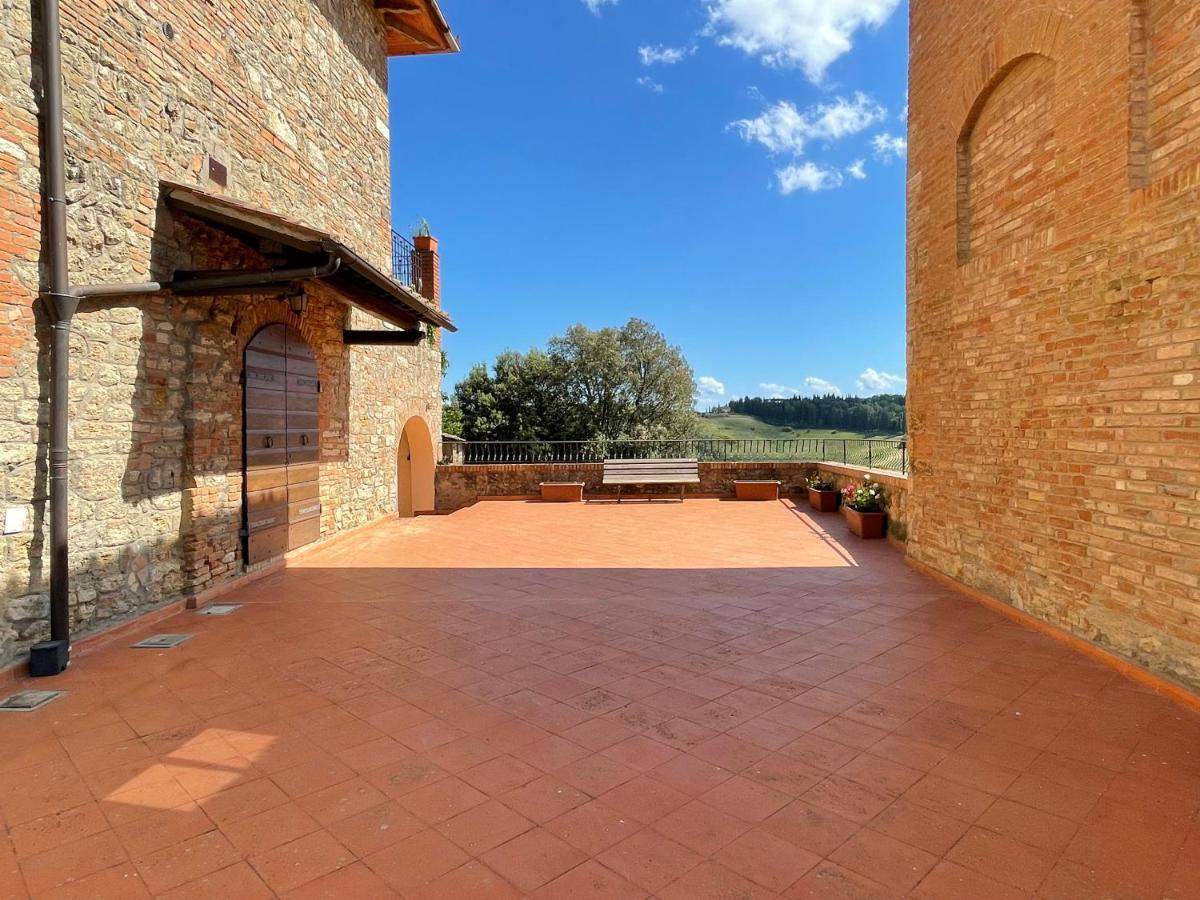 Agriturismo Castello Di Montauto San Gimignano Exteriör bild