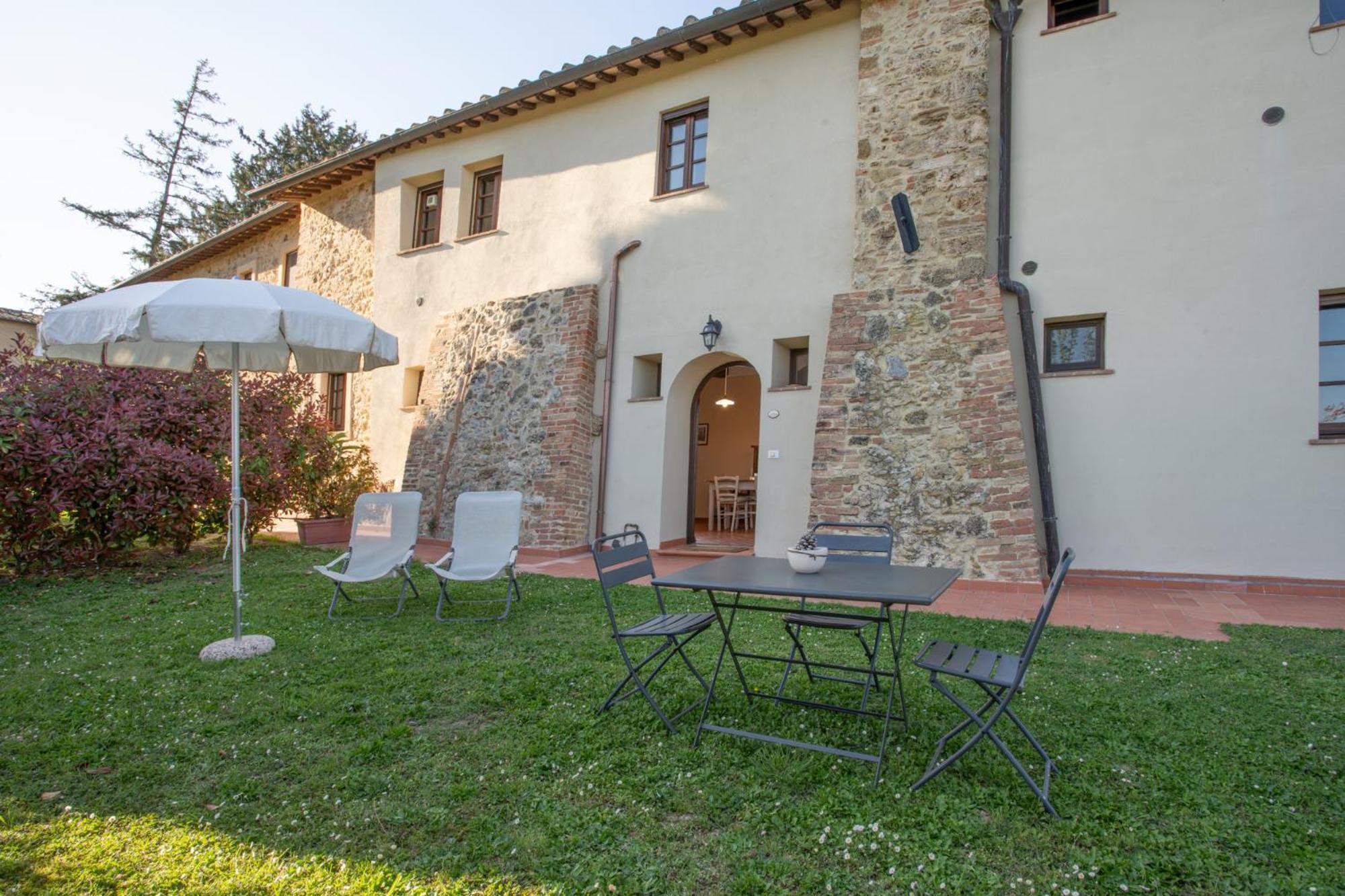 Agriturismo Castello Di Montauto San Gimignano Exteriör bild
